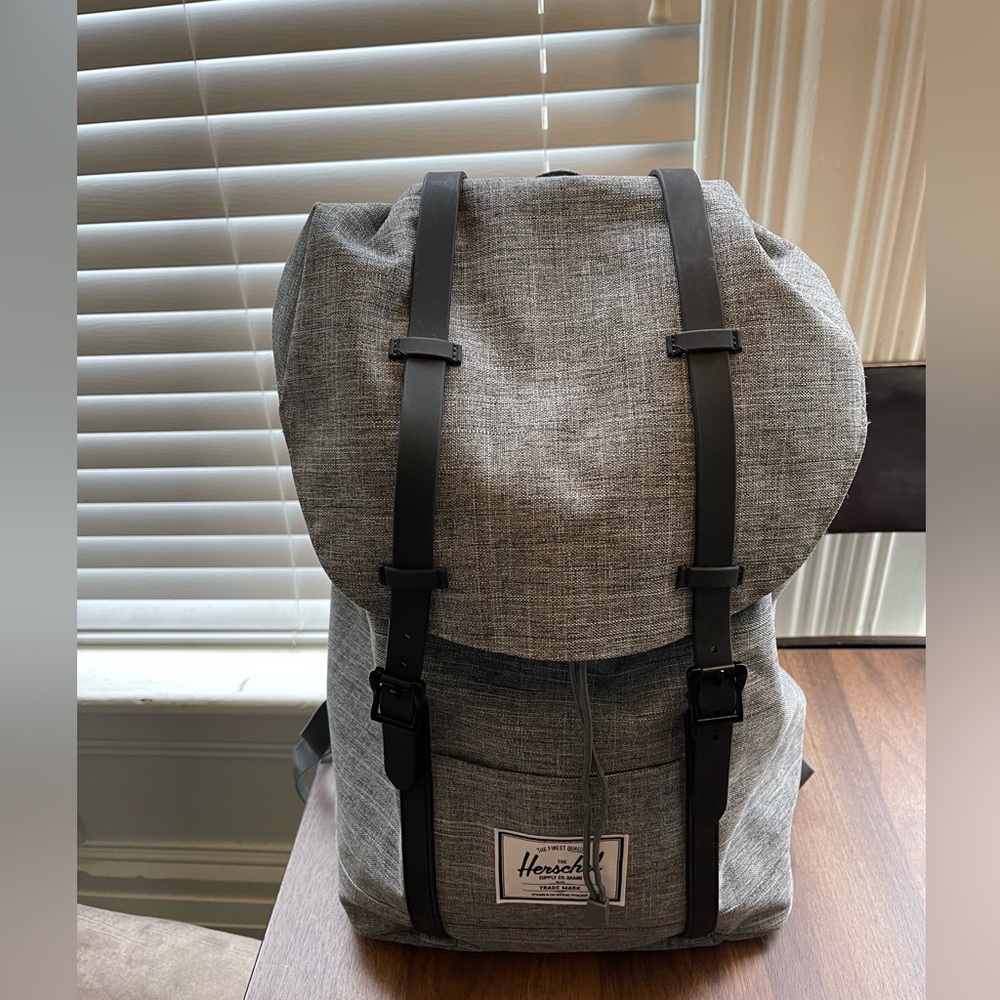 S*O*L*D  Retreat Herschel Supply Co. Backpack